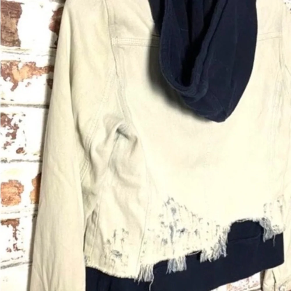 Free People Cream / Ivory Denim Jacket w/ Soft black charcoal hoodie Lightweight - Picture 7 of 11